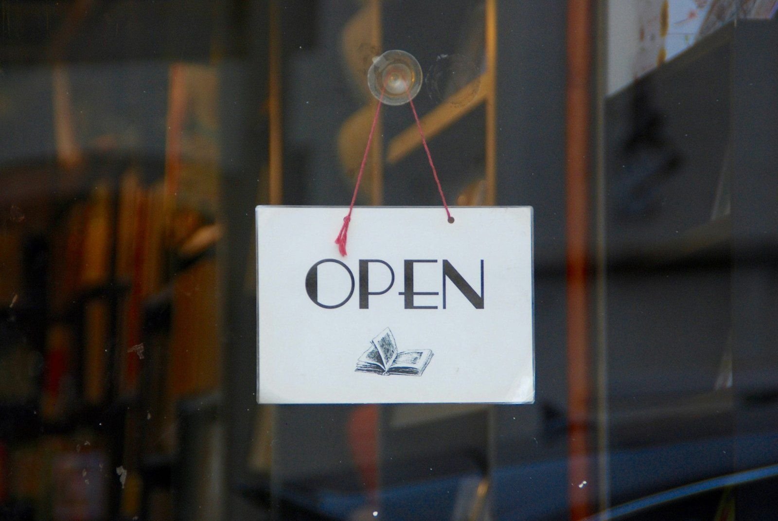 Cambridge bookshops: Open sign