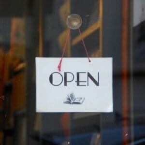Cambridge Bookshops: A hub of rich literature and unique settings.
